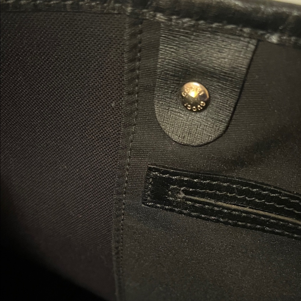 Gucci White and Black Tote - Picture 5 of 8